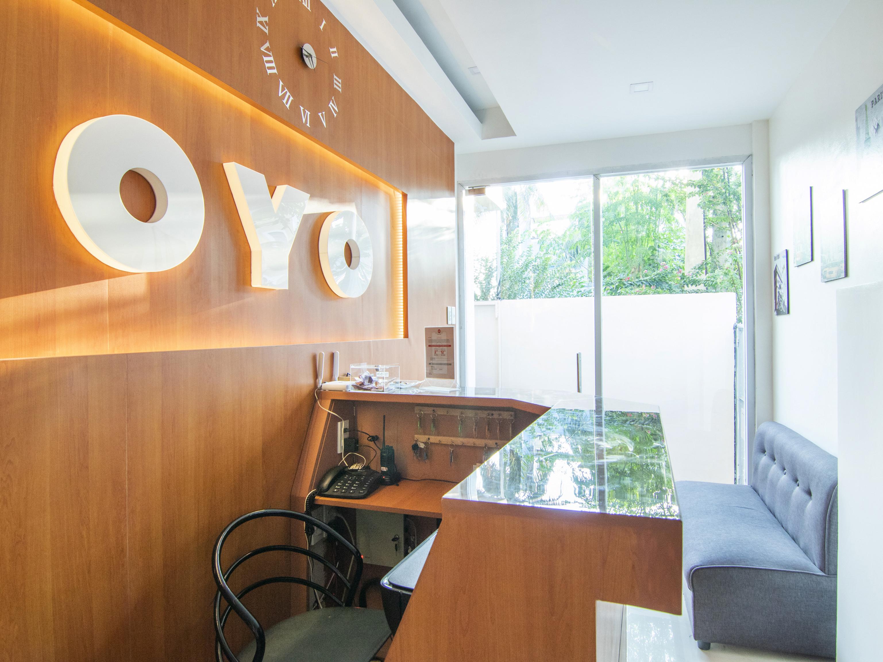 Oyo 431 Apollo 11 Apartelle Pasay Exterior photo
